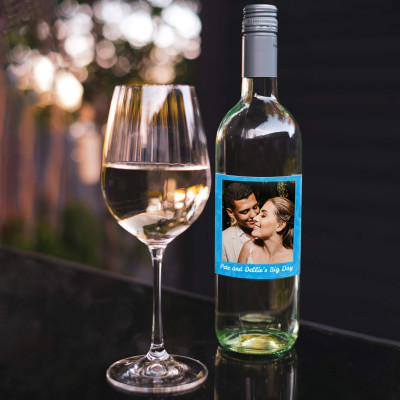 Personalised Photo Wine Bottle Labels from HappySnapGifts®